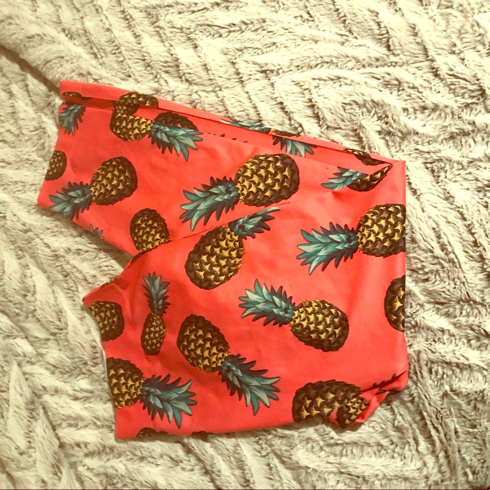 Pineapple leggings